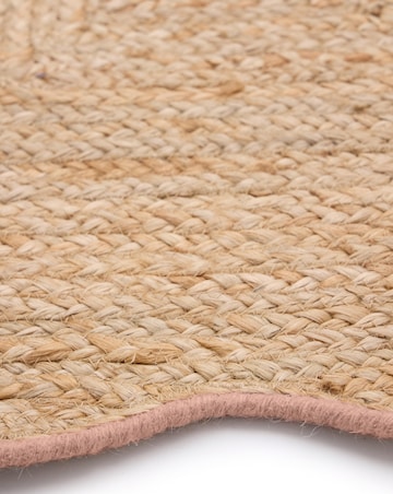 Jute Escallop Rug