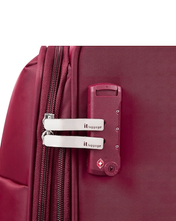 IT Luggage Lustrous Luxe Medium Suitcase