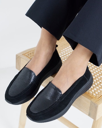 Heavenly Soles Fia Sporty Leather Loafer - Extra Wide Fit (EEE)