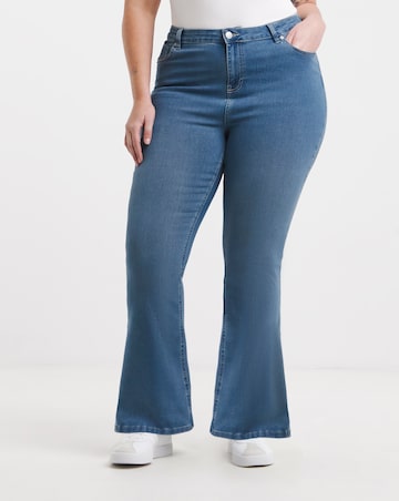 Mid Wash Highwaist Super Stretch Flared Jeans