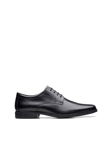 Clarks Howard Walk Shoes - Black