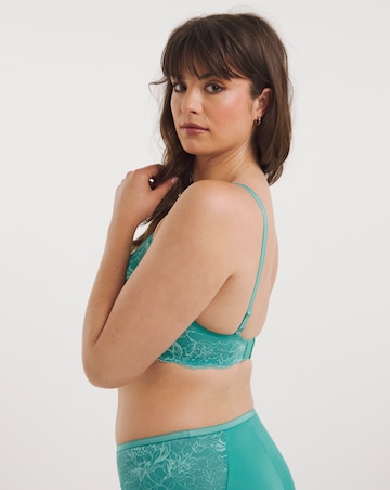 Triumph Amourette Charm Conscious Minimiser Bra