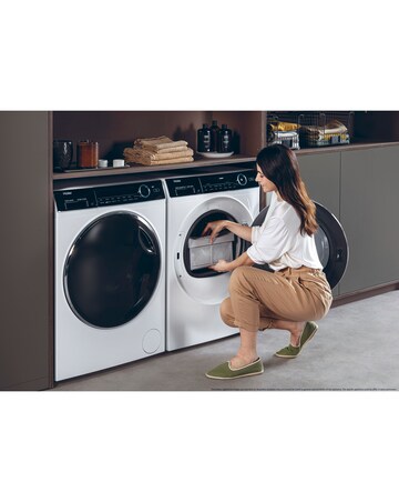 Haier i-Pro Series 7 HD90-A3Q979U1 9kg Heat Pump Tumble Dryer White + Install