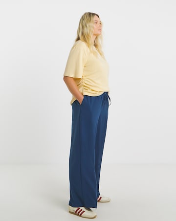 Buttermilk Cinched Waist T-Shirt