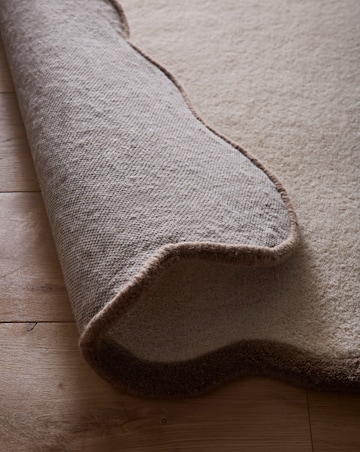 Scalloped Elsie Hand-Tufted Woollen Rug