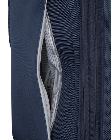 IT Luggage Teleported Medium Suitcase