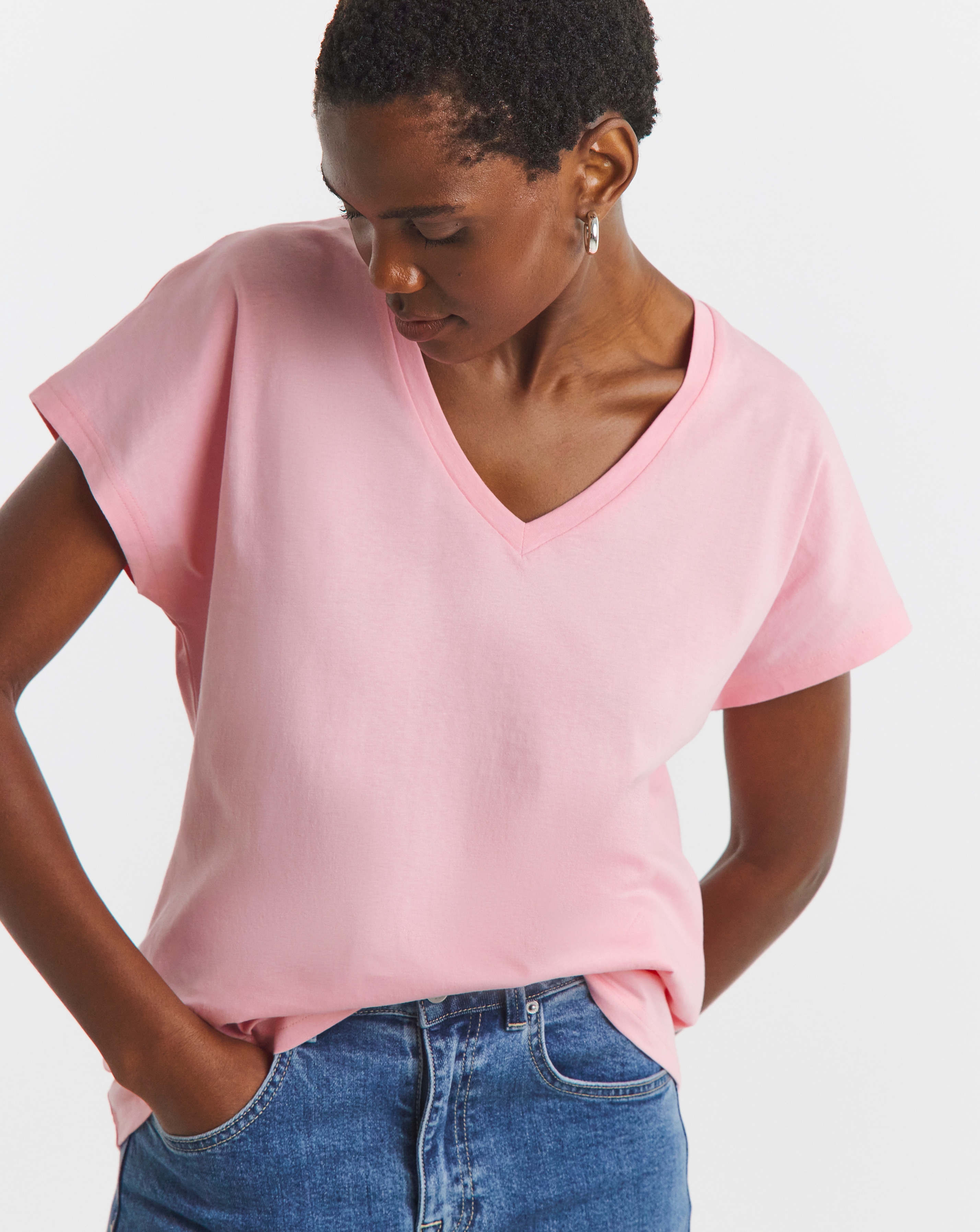Turquoise Scallop V-Neck T-Shirt | Fashion World