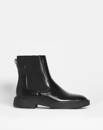 Lucca Classic Chelsea Ankle Boots - Standard Fit (D)