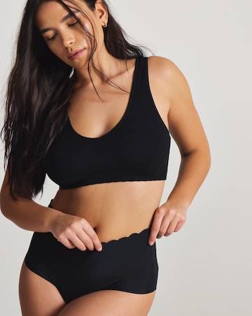 Pretty Secrets (3 Pack) Scallop No VPL Knickers Black/Black/Black