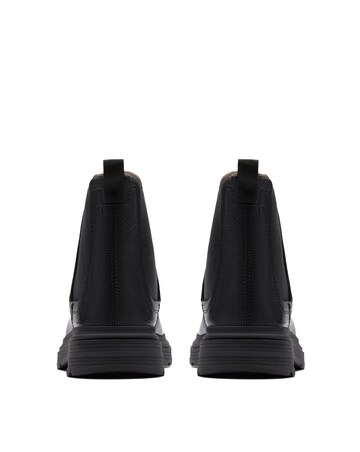 Clarks Badbury Easy Boots - Black Leather