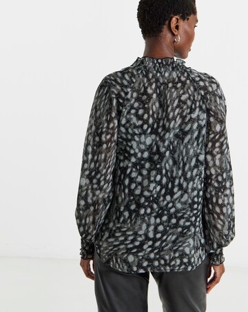 Ruffle Crinkle Chiffon Blouse