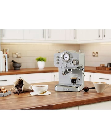 Swan Digital Pump Espresso Coffee Machine With Milk Frother