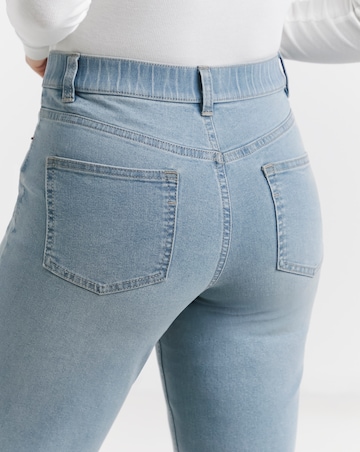 24/7 Light Wash Straight Leg Jeans