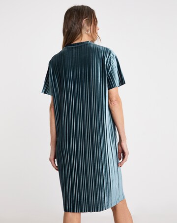 Short Sleeve Pleated Velvet T-Shirt Dress
