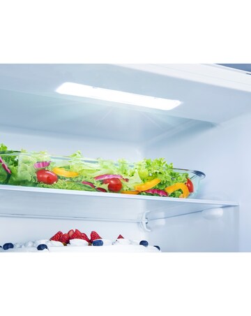 Hisense RIB291F4AWE 177cm High 50/50 Integrated Frost Free Fridge Freezer White