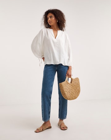 Ro&Zo White Texture Balloon Sleeve Top