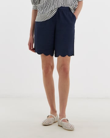Scallop Edge Linen Mix Short