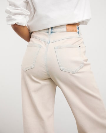 Simply Be Bleach Wash 00s Wide Leg Jean
