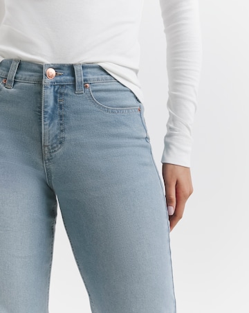 24/7 Light Wash Straight Leg Jeans