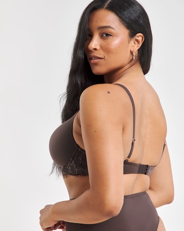 Figleaves Smoothing Non Wired Padded Bra With Lace Detail B-G - Black