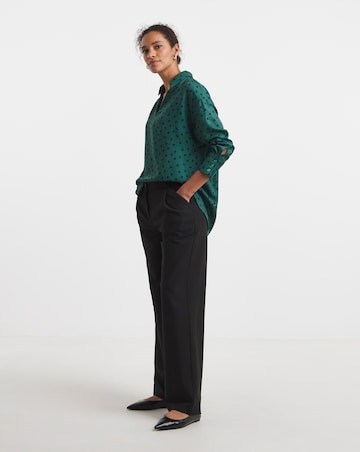 Herringbone Collar Detail Popover Blouse