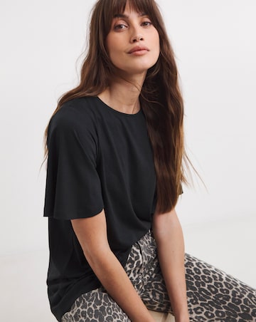 Angel Sleeve Longline Top