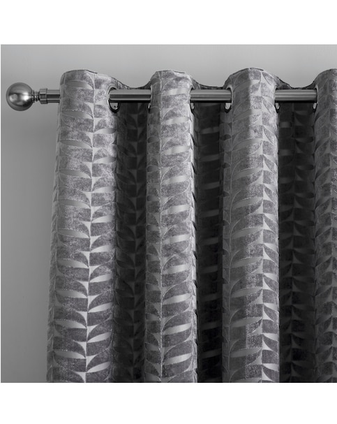 Curtina Kendal Eyelet Curtain