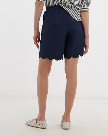 Scallop Edge Linen Mix Short
