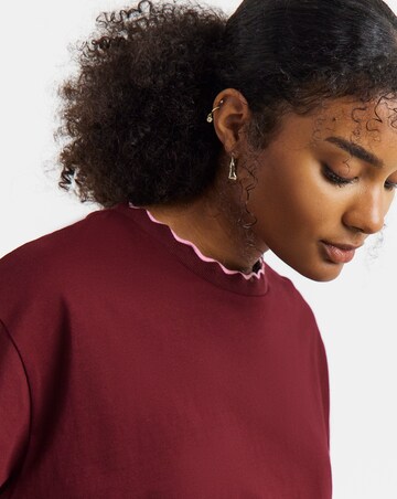 Burgundy & Pink Scallop Edge T-Shirt