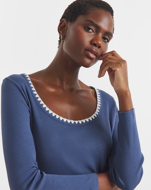 Whipstitch Neck Long Sleeve Rib Top