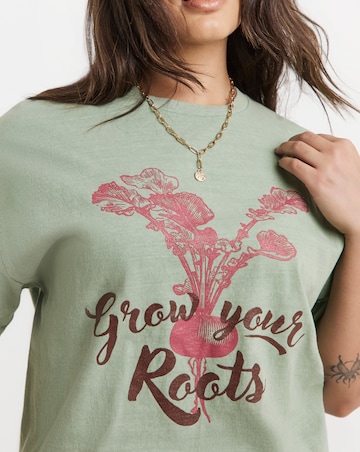 Sage Beetroot Graphic T-Shirt