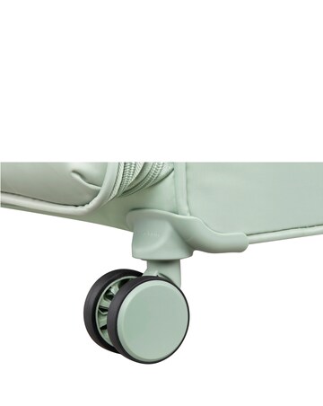 IT Luggage Lustrous Luxe Medium Suitcase