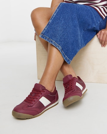 Storm Classic Retro Trainer - Extra Wide Fit (EEE)