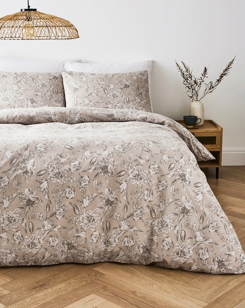 Odette Floral Duvet Set