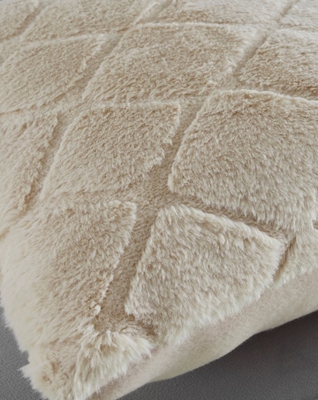 Catherine Lansfield Cosy Diamond Cushion