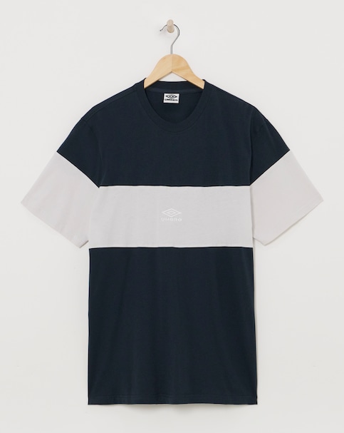 Umbro Sports Style Walkout T-Shirt