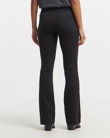 Erin Black Pull On Bootcut Jeggings