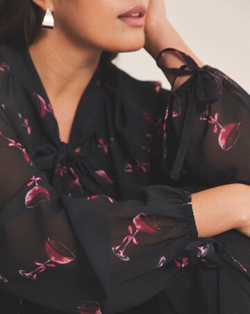 Georgette Pussy Bow Blouse