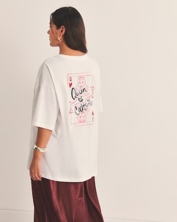 White Queen of Hearts Oversized Graphic T-Shirt