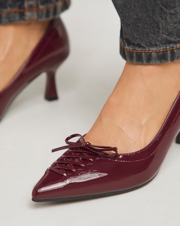 Kiva Lace Front Pointed Toe Court Shoes - Wide Fit (E)