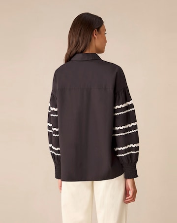 Ro&Zo Black Trim Insert Sleeve Blouse