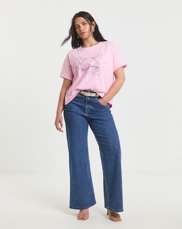 Twisted Wunder Graphic T-Shirt