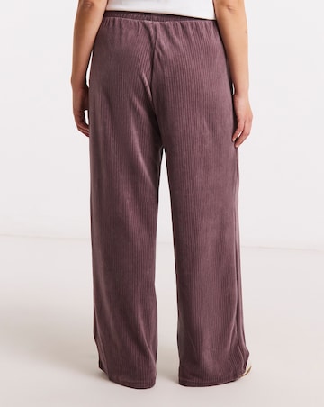 PUMA Essential Valour Rib Straight Pants