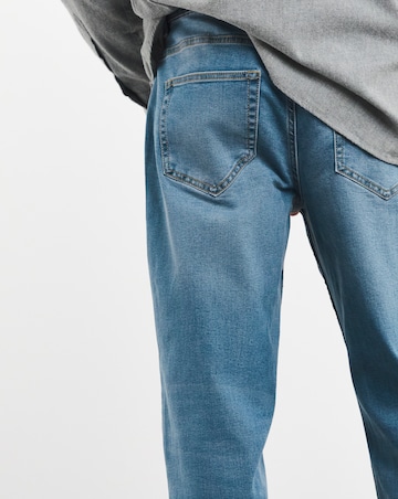 Loose Fit Stretch Jean Light Wash