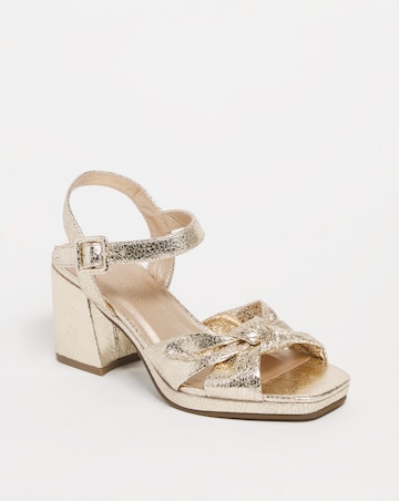 Missy Knotted Vamp Platform Sandal - Extra Wide Fit (EEE)