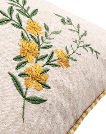 Wylder Ramble Bee Tufted Cushion Cover 45x45cm