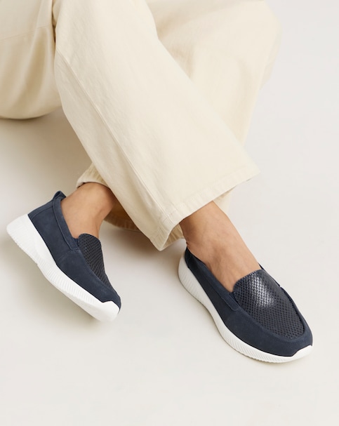 Heavenly Soles Fia Sporty Leather Loafer - Extra Wide Fit (EEE)