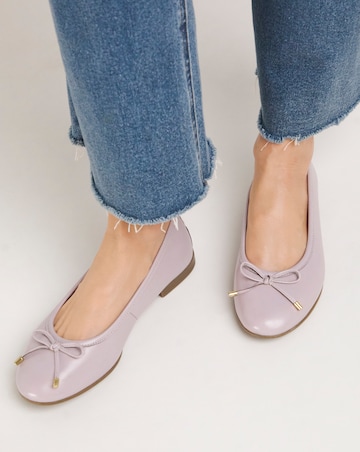 Eliza Basic Leather Ballerina Wide E Fit