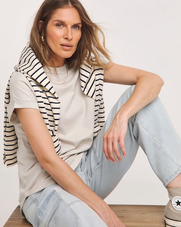 Longline Long Sleeve Curved Hem Top