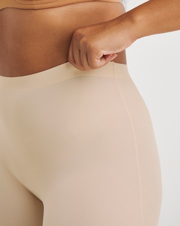 MAGIC Bodyfashion Firm Control Maxi Sexy Control Short Latte